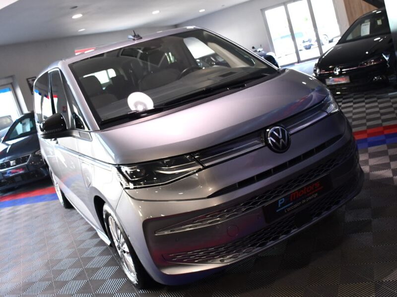 Volkswagen Multivan T7 Style 1.4 eHybrid 218 DSG GPS Virtual Toit Pano Portes électriques DCC ACC Caméra Front Table Centrale JA 17