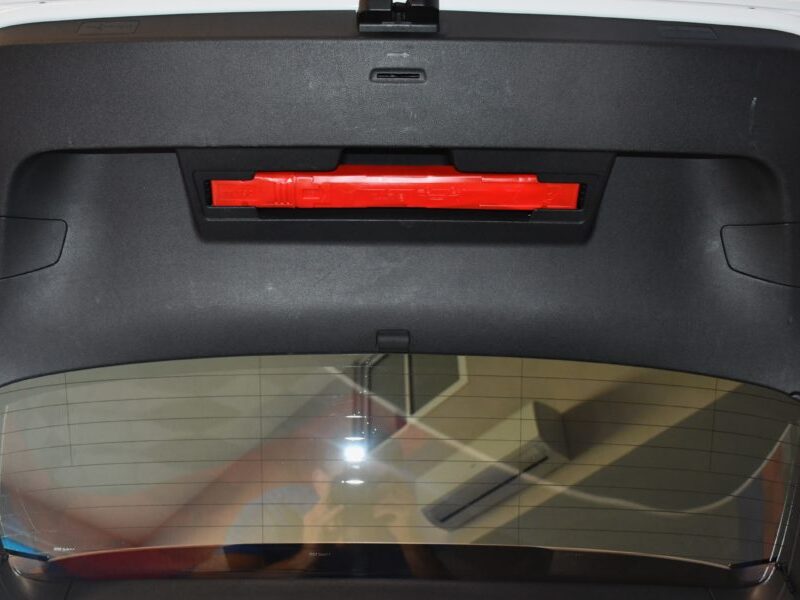 Volkswagen Golf 8 Life 1.5 131 BVM6 GPS Virtual ACC Car Play Front Lane Induction Smartphone JA 16