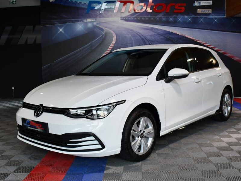 Volkswagen Golf 8 Life 1.5 131 BVM6 GPS Virtual ACC Car Play Front Lane Induction Smartphone JA 16