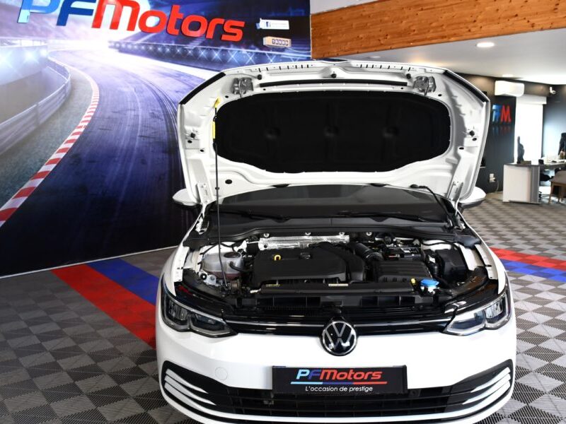 Volkswagen Golf 8 Life 1.5 TSI 131 BVM6 Car Play Virtual Front ACC LED Volant Chauffant Induction Smartphone JA 16