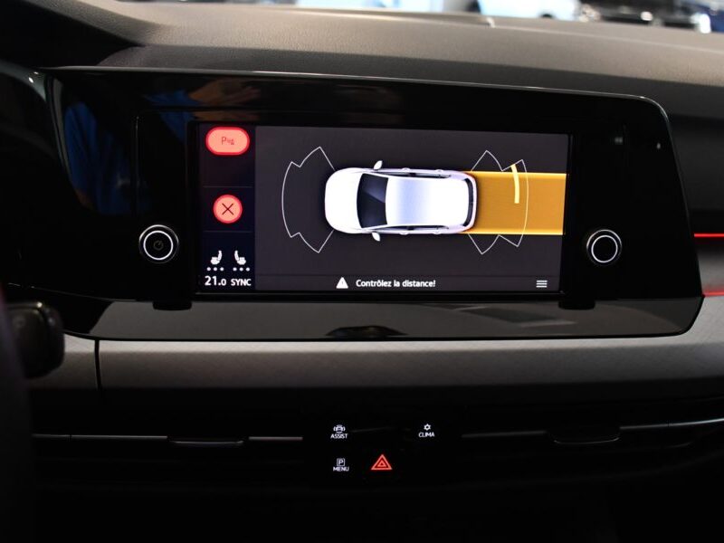 Volkswagen Golf 8 Life 1.5 TSI 131 BVM6 Car Play Virtual Front ACC LED Volant Chauffant Induction Smartphone JA 16