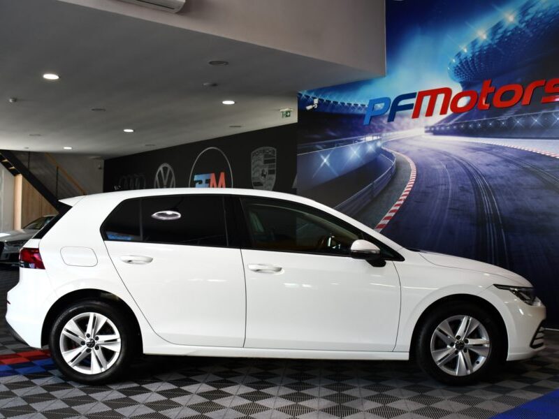 Volkswagen Golf 8 Life 1.5 TSI 131 BVM6 Car Play Virtual Front ACC LED Volant Chauffant Induction Smartphone JA 16
