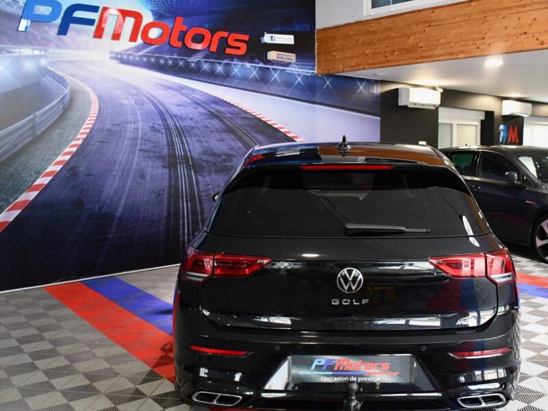 Volkswagen Golf 8 R-Line 1.5 TSI 150 BVM6 GPS Virtual ACC Caméra Front Lane Induction Mode JA 18