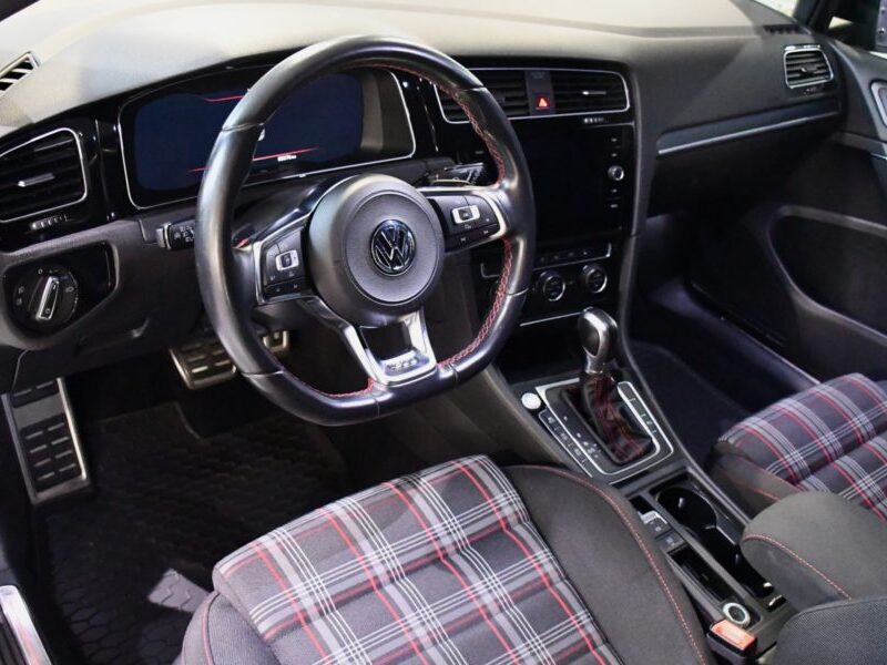 Volkswagen Golf 7 GTI 2.0 TSI 230 DSG GPS Virtual Keyless ACC Dynaudio Lane Side Front JA 18