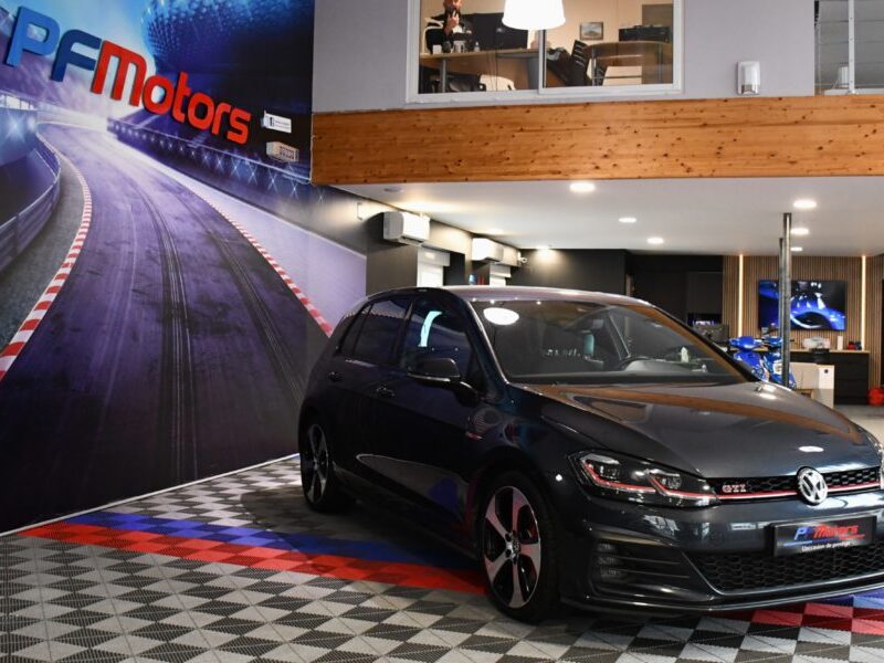 Volkswagen Golf 7 GTI Performance 2.0 TSI 245 DSG GPS Virtual Keyless Attelage Caméra Front Car Play ACC Angle Mort JA 18