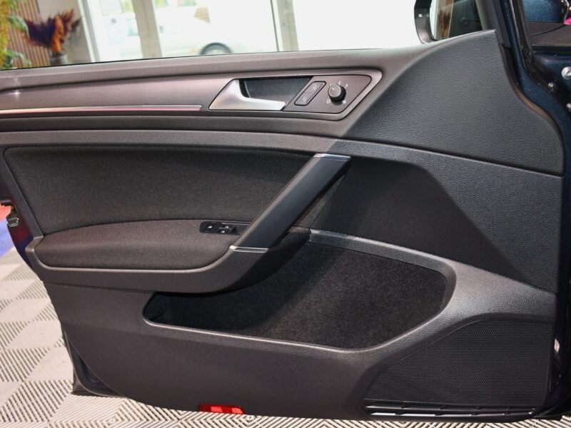 Volkswagen Golf 7 GTI Performance 2.0 TSI 245 DSG GPS Virtual Keyless Attelage Caméra Front Car Play ACC Angle Mort JA 18