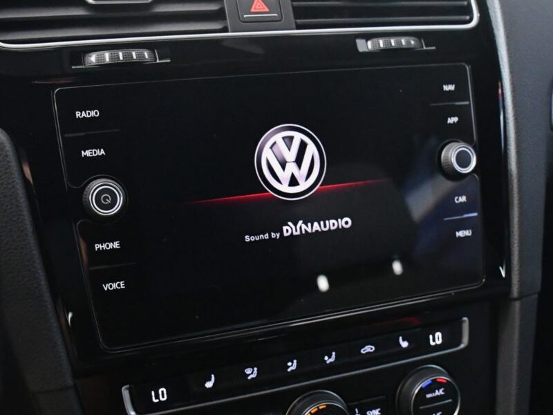 Volkswagen Golf 7 GTI Performance 2.0 TSI 245 DSG GPS Virtual Car Play Honeycomb Dynaudio ACC JA 18