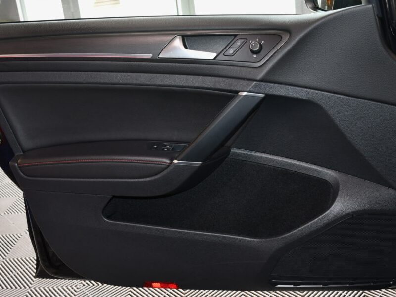 Volkswagen Golf 7 GTI Performance 2.0 TSI 245 DSG GPS Virtual Car Play Honeycomb Dynaudio ACC JA 18