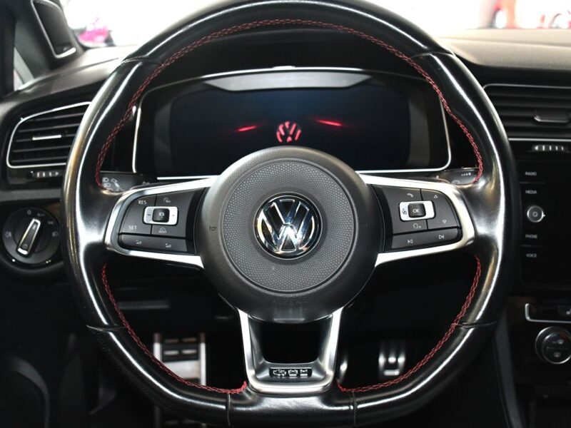 Volkswagen Golf 7 GTI Performance 2.0 TSI 245 DSG GPS Virtual Car Play Honeycomb Dynaudio ACC JA 18