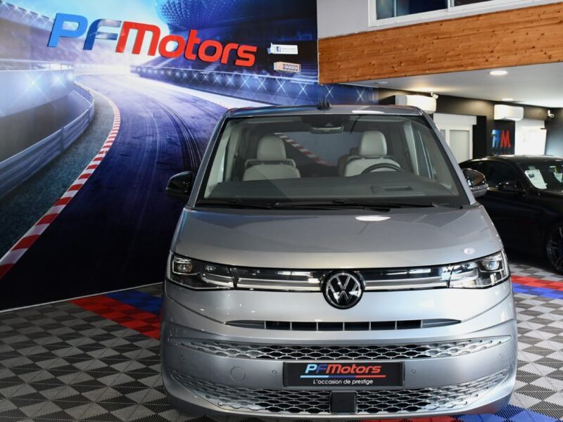 Volkswagen Multivan T7 Style 1.4 eHybrid 218 DSG GPS Virtual Toit Pano Portes électriques DCC ACC Caméra Front Table Centrale JA 17