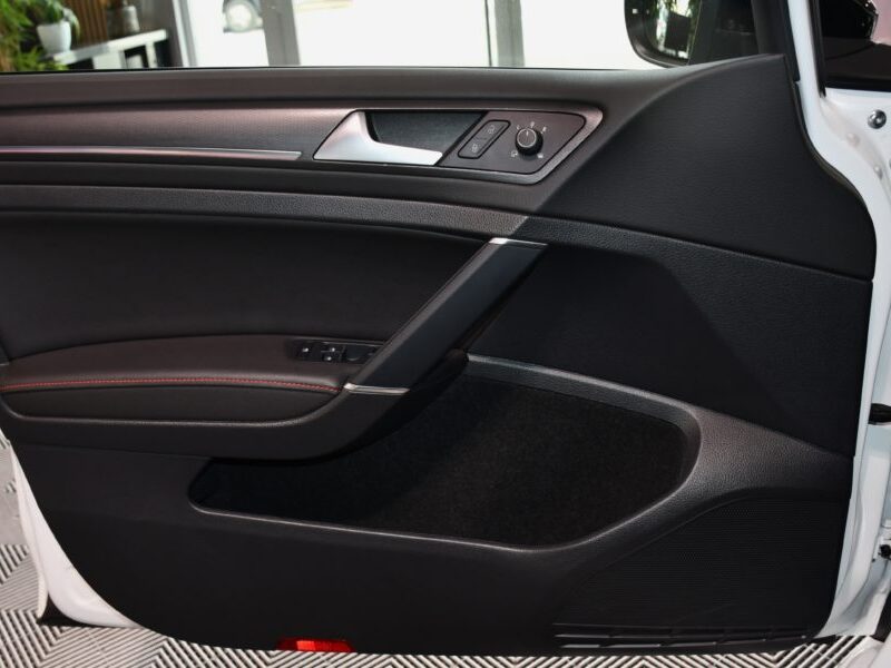 Volkswagen Golf 7 GTI Performance 2.0 TSI 245 DSG GPS Virtual Cuir TO Front ACC Caméra JA 18