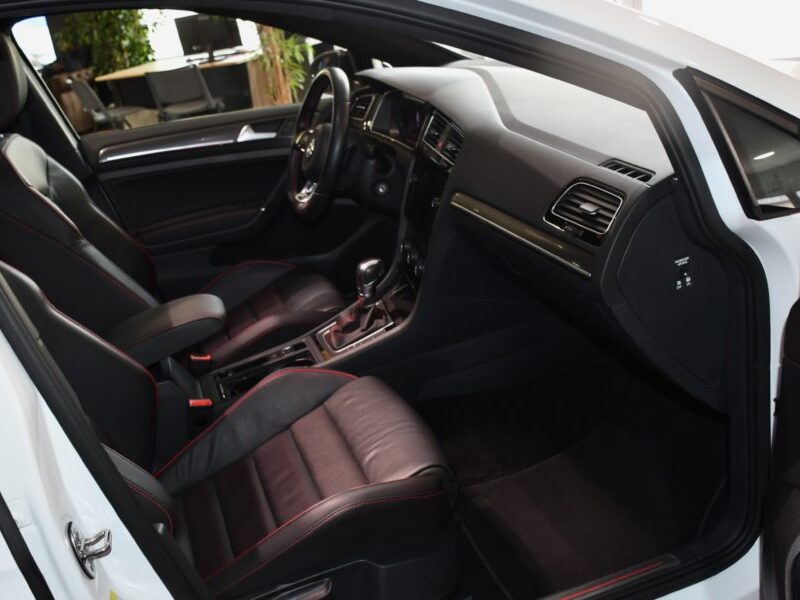 Volkswagen Golf 7 GTI Performance 2.0 TSI 245 DSG GPS Virtual Cuir TO Front ACC Caméra JA 18
