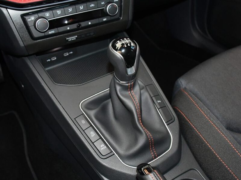 Séat Ibiza FR 1.0 TSI 116 BVM6 GPS Virtual Mode Front Lane Full Linck JA 17 Garantie Séat 11/2026