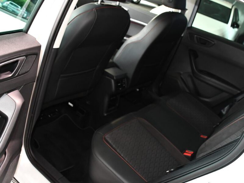 Séat Ateca FR 1.5 TSI 150 DSG GPS Virtual Lane Front Car Play Attelage ACC DCC Volant Chauffant JA 18