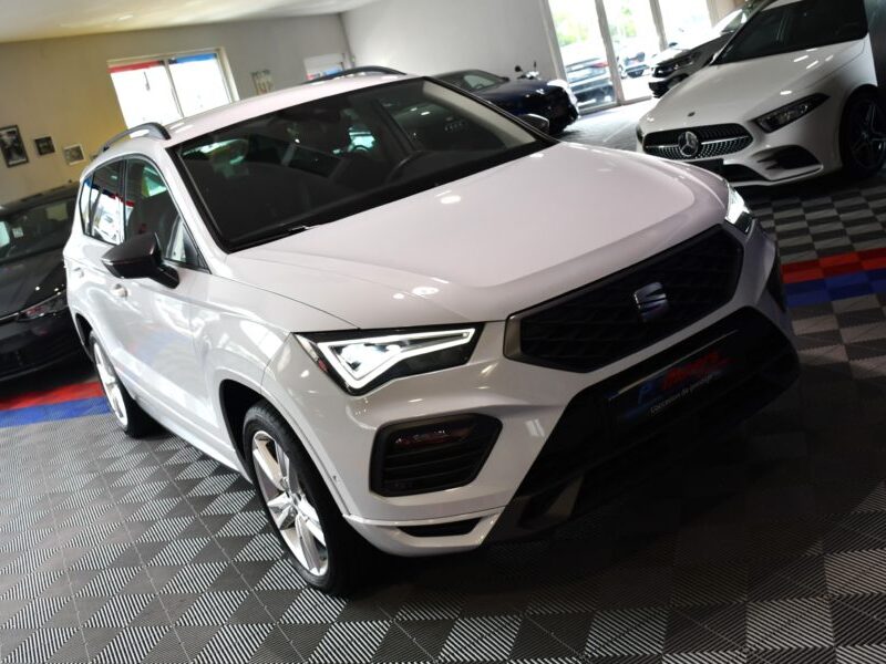 Séat Ateca FR 1.5 TSI 150 DSG GPS Virtual Lane Front Car Play Attelage ACC DCC Volant Chauffant JA 18