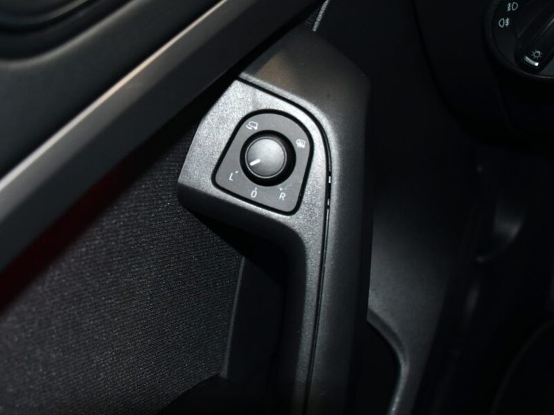 Séat Ateca FR 1.5 TSI 150 DSG GPS Virtual Lane Front Car Play Attelage ACC DCC Volant Chauffant JA 18