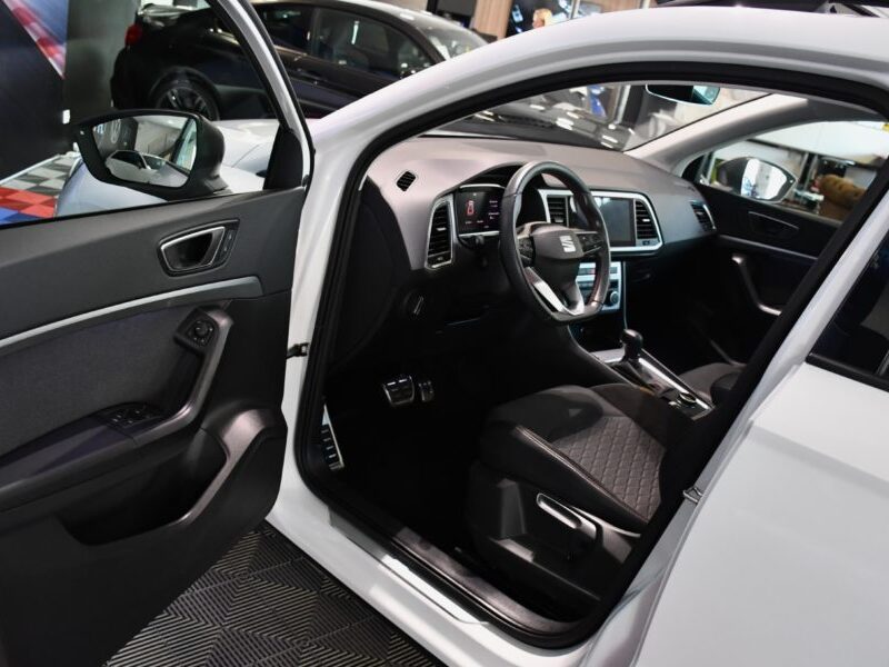 Séat Ateca FR 1.5 TSI 150 DSG GPS TO Virtual Front Lane Volant Chauffant DCC Full Linck JA 18