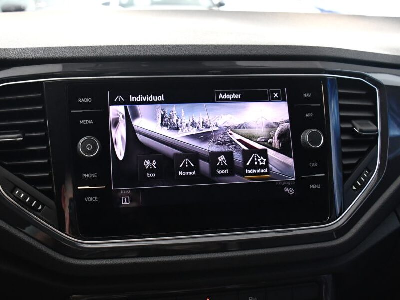 Volkswagen T-Roc Carat 2.0 TDI 150 DSG 4Motion GPS Virtual Car Play Front Lane Caméra ACC JA 17