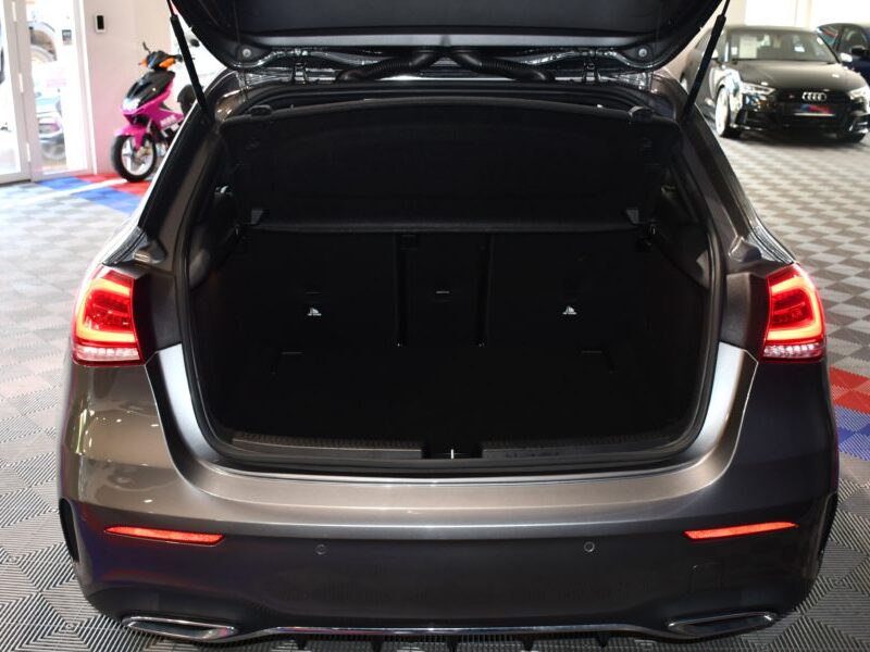 Mercedes Benz Classe A 200 AMG Line 150 BVA GPS M-Bux Caméra AV + AR Burmester Freinage Mode Car Play JA 18