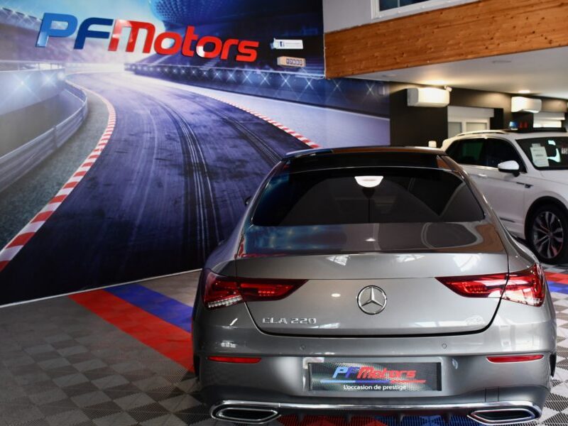 Mercedes Benz CLA 220 AMG Line 2.0 190 BVA GPS Pro M-Bux LED Caméra Freinage TO Attelage JA 18