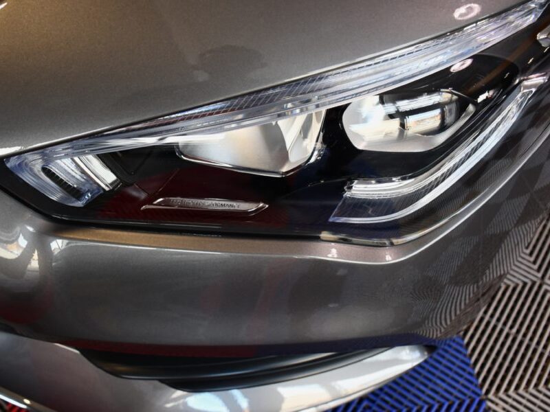 Mercedes Benz CLA 220 AMG Line 2.0 190 BVA GPS Pro M-Bux LED Caméra Freinage TO Attelage JA 18