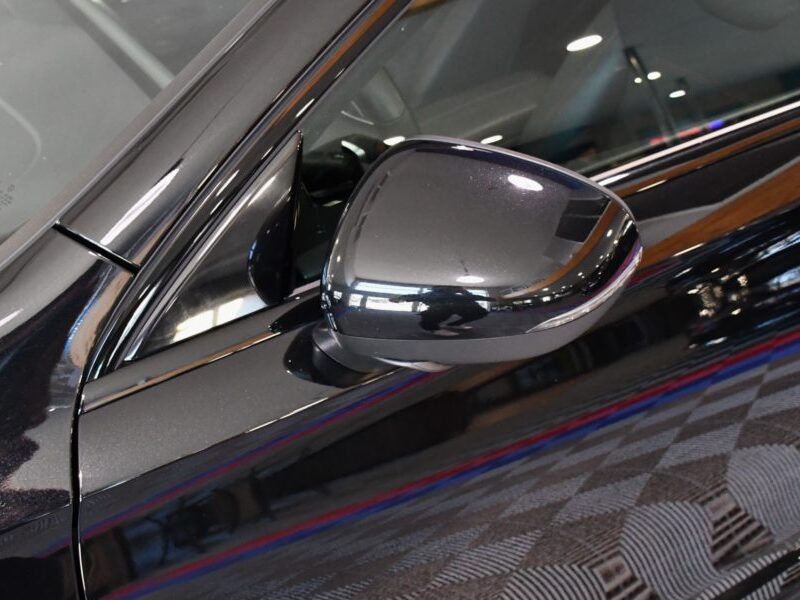 Mercedes Benz Classe A 220 AMG Line BVA GPS Pro TO M-Bux Lumière D’ambiance LED Car Play Caméra Freinage JA 18