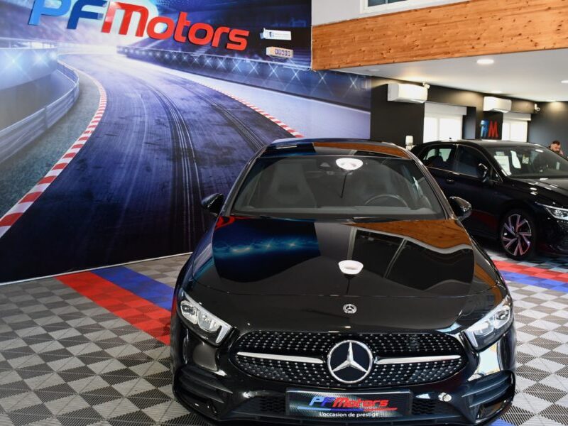 Mercedes Benz Classe A 220 AMG Line BVA GPS Pro TO M-Bux Lumière D’ambiance LED Car Play Caméra Freinage JA 18
