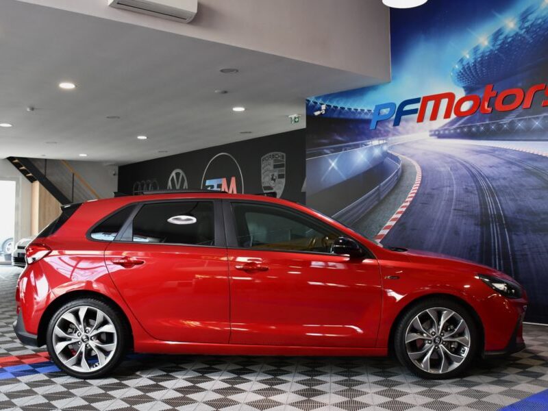 Hyundai I30 N-Line 1.4 TGDI 140 DCT GPS Caméra Régulateur Cuir Alcantara Toit Ouvrant Drive Mode JA 18 Pas De Malus