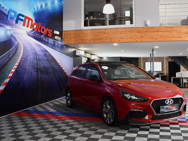 Hyundai I30 N-Line 1.4 TGDI 140 DCT GPS Caméra Régulateur Cuir Alcantara Toit Ouvrant Drive Mode JA 18 Pas De Malus