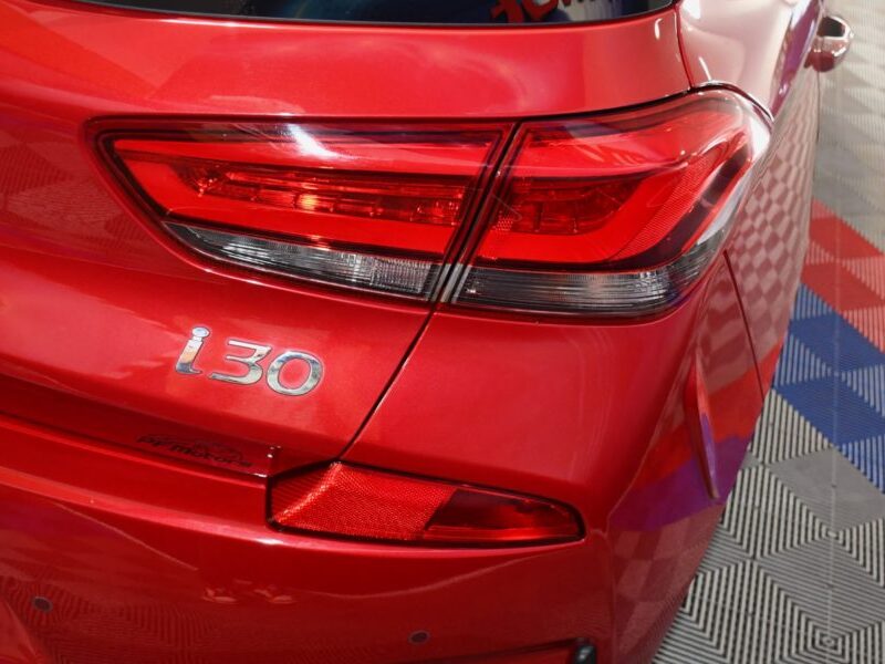Hyundai I30 N-Line 1.4 TGDI 140 DCT GPS Caméra Régulateur Cuir Alcantara Toit Ouvrant Drive Mode JA 18 Pas De Malus
