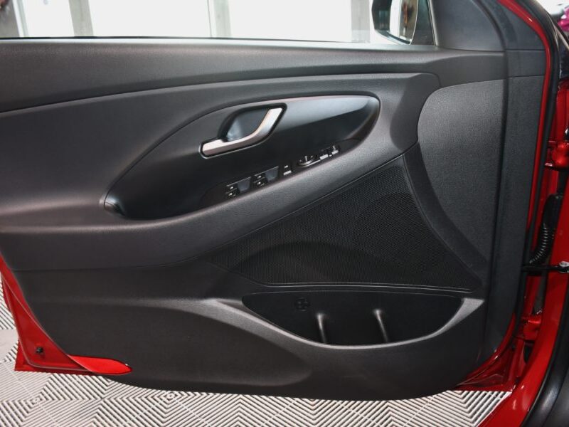 Hyundai I30 N-Line 1.4 TGDI 140 DCT GPS Caméra Régulateur Cuir Alcantara Toit Ouvrant Drive Mode JA 18 Pas De Malus