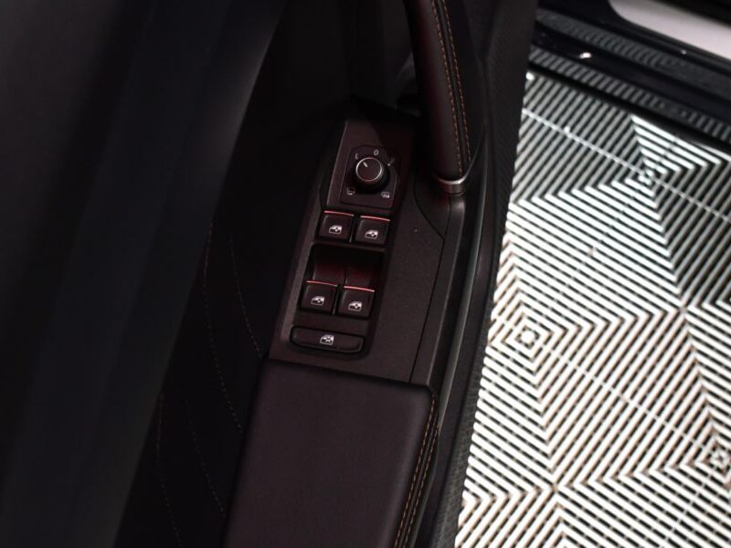 Cupra Formentor VZ 1.4 E Hybrid 245 DSG GPS BAQUET TO Caméra AV + AR ACC DCC Volant Chauffant Hayon JA 19