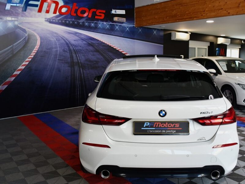 BMW 118dA SportLine 150 BVA GPS Hifi Pro TO Car Play Virtual Affichage Tête Haute Semi Cuir LED JA 17