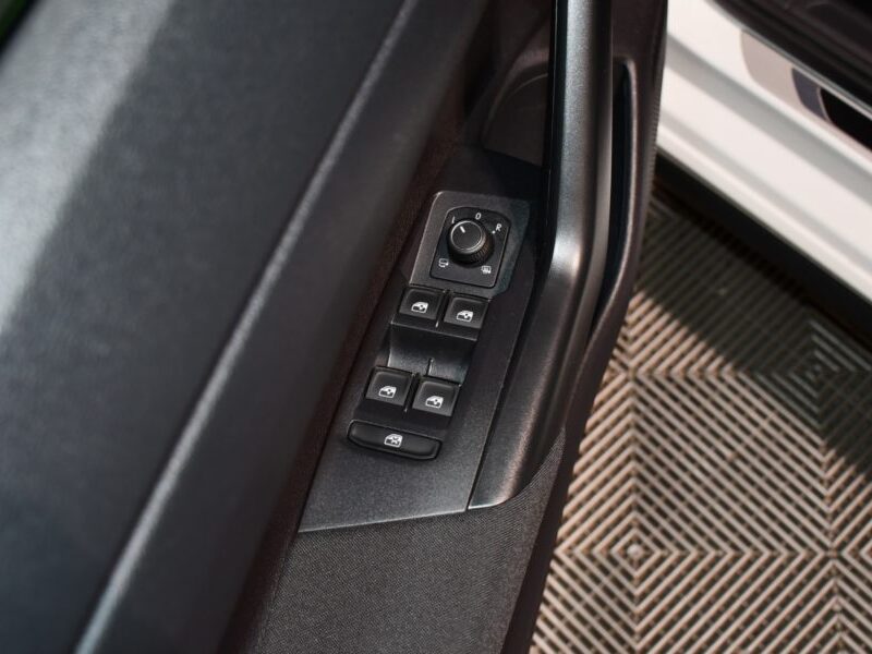 Volkswagen Polo GTI 2.0 TSI 200 DSG GPS Virtual Beats Front ACC Induction Mode JA 18