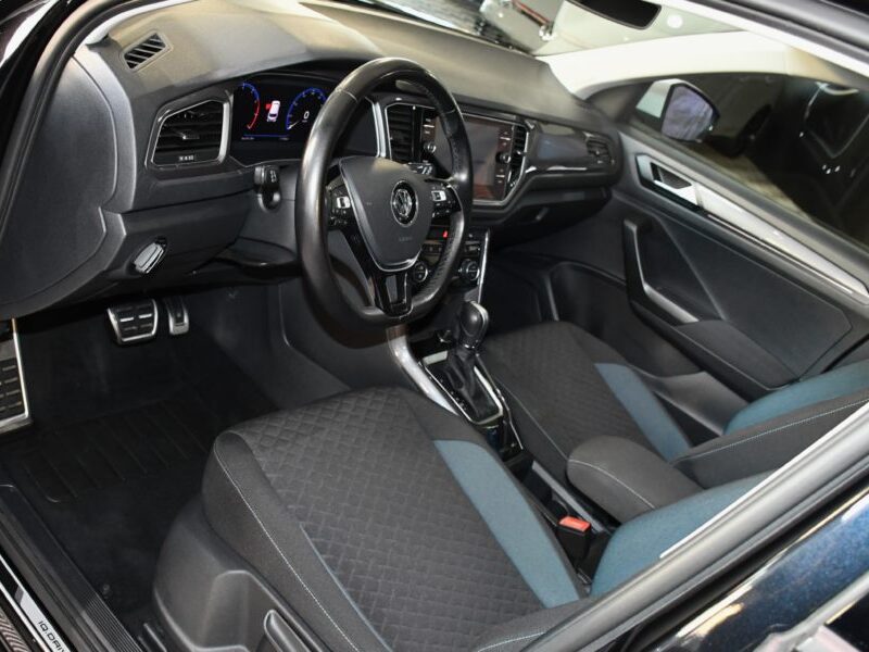 Volkswagen T-Roc IQ Drive 1.5 TSI 150 DSG GPS Virtual Caméra ACC Car Play Rear Front Hayon Attelage JA 18