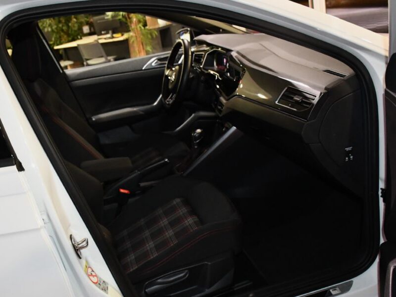 Volkswagen Polo GTI 2.0 TSI 200 DSG GPS Virtual Beats Front ACC Induction Mode JA 18