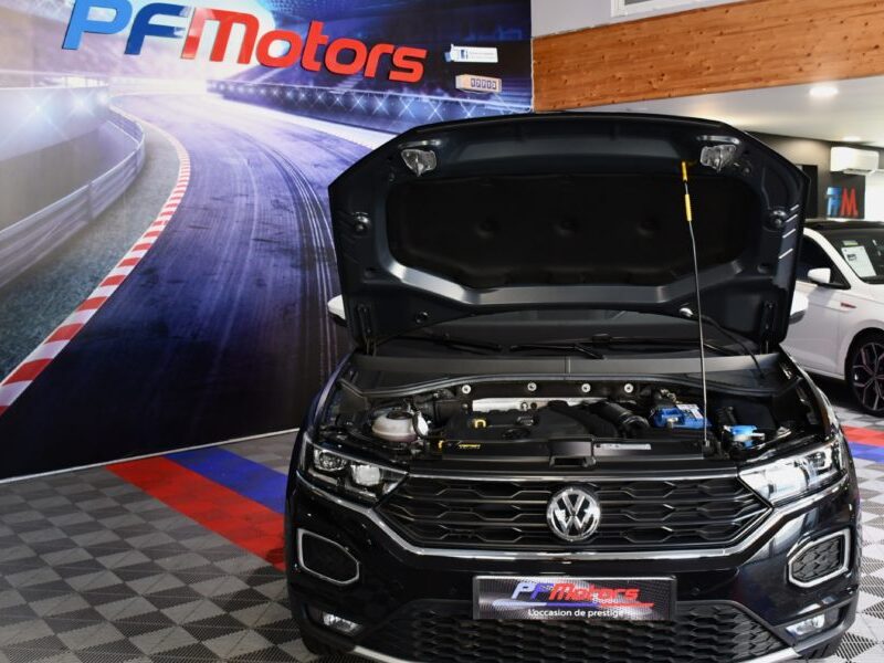 Volkswagen T-Roc IQ Drive 1.5 TSI 150 DSG GPS Virtual Caméra ACC Car Play Rear Front Hayon Attelage JA 18
