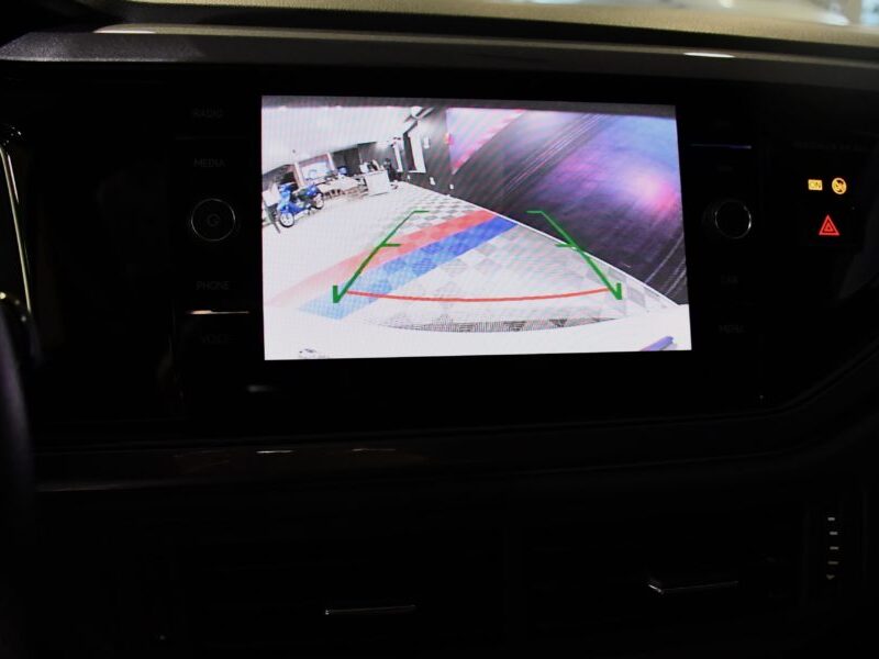 Volkswagen Polo GTI 2.0 TSI 207 DSG GPS Virtual ACC IQ Light TO Caméra Beats Induction Front Car Play JA 18