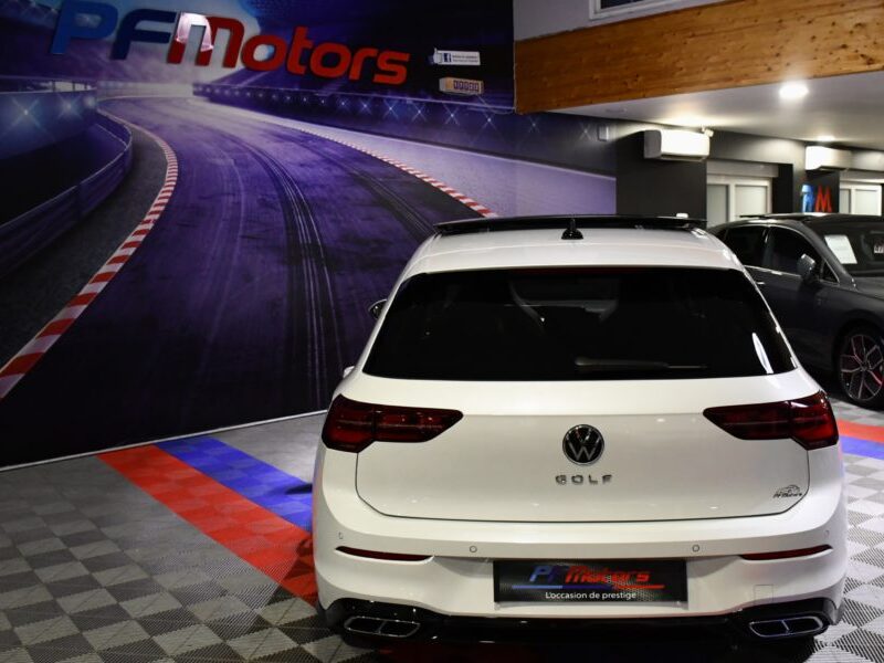 Volkswagen Golf 8 R-Line 1.5 TSI 150 BVM6 GPS Virtual Harman Kardon Car Play ACC FRont TO Lane JA 18 Garantie Vw 13/10/2026 ou 100.000 km