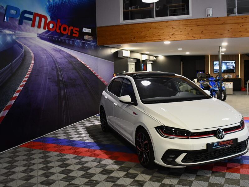 Volkswagen Polo GTI 2.0 TSI 207 DSG GPS Virtual ACC IQ Light TO Caméra Beats Induction Front Car Play JA 18