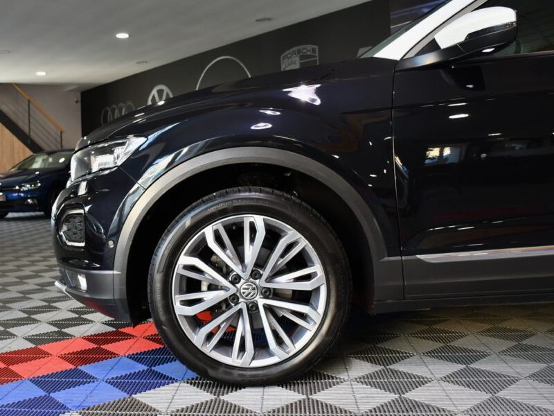 Volkswagen T-Roc IQ Drive 1.5 TSI 150 DSG GPS Virtual Caméra ACC Car Play Rear Front Hayon Attelage JA 18