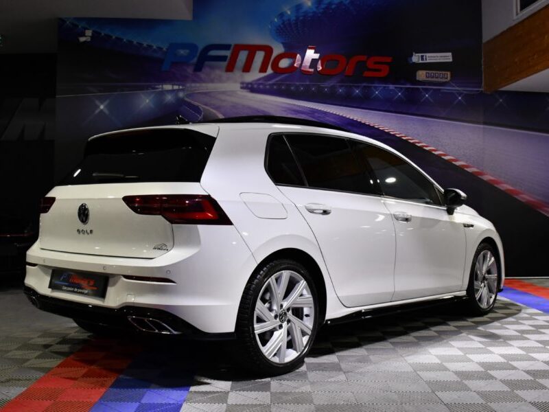 Volkswagen Golf 8 R-Line 1.5 TSI 150 BVM6 GPS Virtual Harman Kardon Car Play ACC FRont TO Lane JA 18 Garantie Vw 13/10/2026 ou 100.000 km