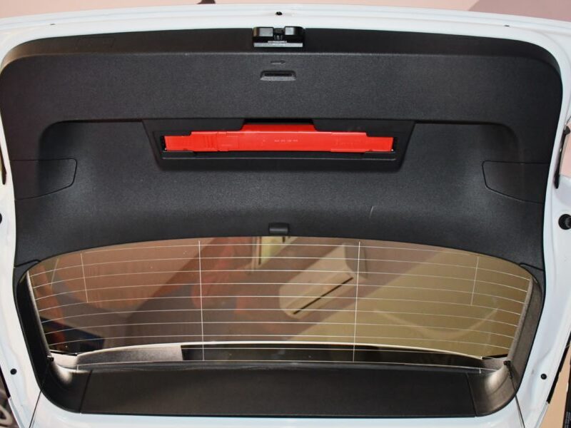 Volkswagen Golf 8 R-Line 1.5 TSI 150 BVM6 GPS Virtual Harman Kardon Car Play ACC FRont TO Lane JA 18 Garantie Vw 13/10/2026 ou 100.000 km