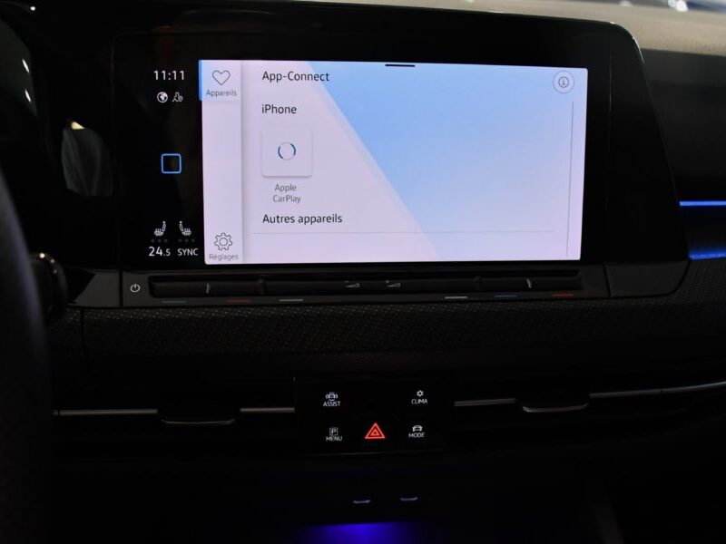 Volkswagen Golf 8 R-Line 1.5 eTSI 150 DSG GPS Virtual IQ Light Front TO ACC Car Play Mode JA 17