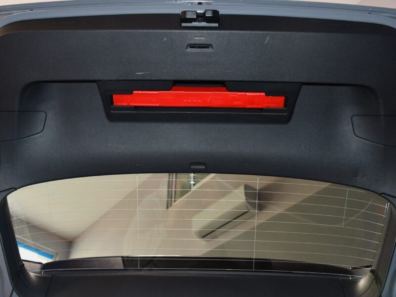 Volkswagen Golf 8 R-Line 1.5 eTSI 150 DSG GPS Virtual IQ Light Front TO ACC Car Play Mode JA 17