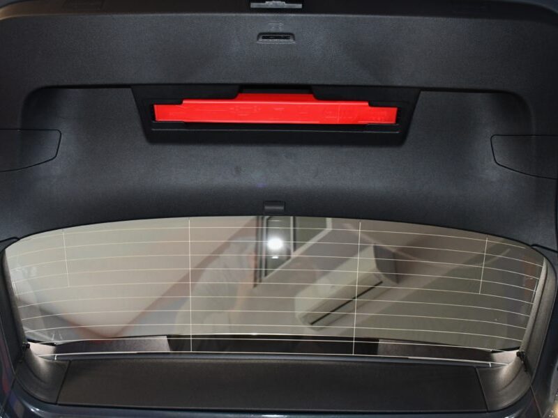 Volkswagen Golf 8 R-Line 2.0 TDI 150 DSG Car Play Virtual TO Caméra AV + AR + 360 ACC Mode Induction Front Lane JA 18 Garantie Volkswagen 10/2027