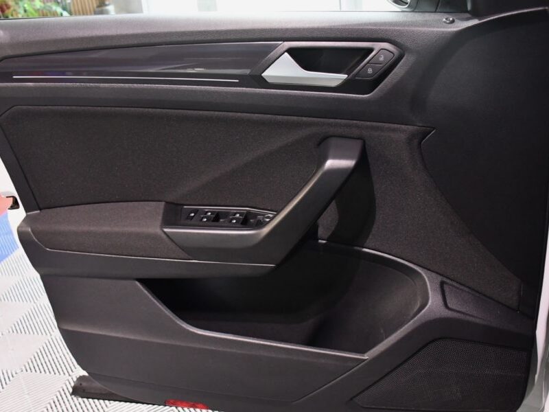 Volkswagen T-Roc Carat 2.0 TDI 150 DSG GPS Virtual ACC Keyless Car Play Front Attelage Side JA 17