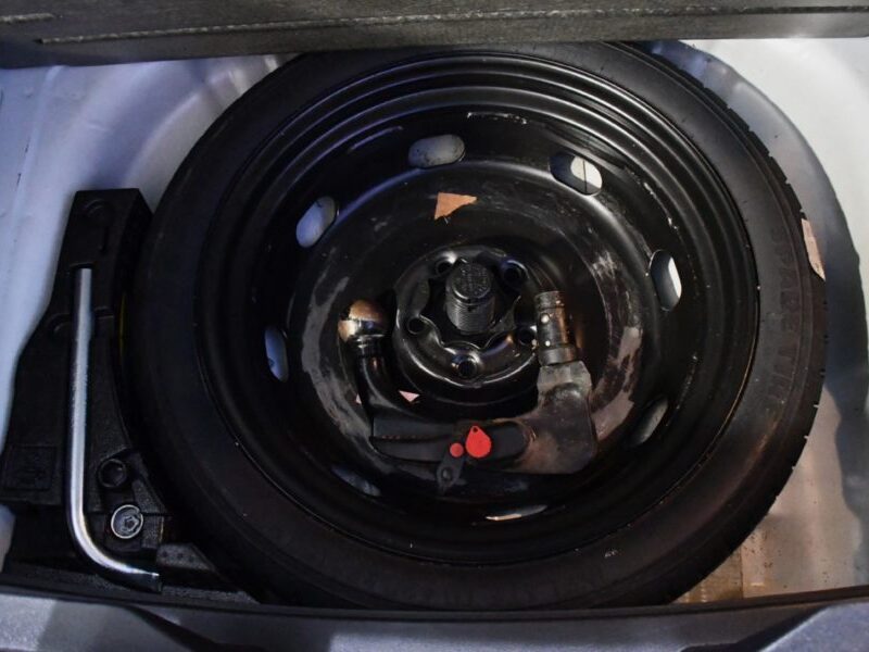 Volkswagen T-Roc Carat 2.0 TDI 150 DSG GPS Virtual ACC Keyless Car Play Front Attelage Side JA 17