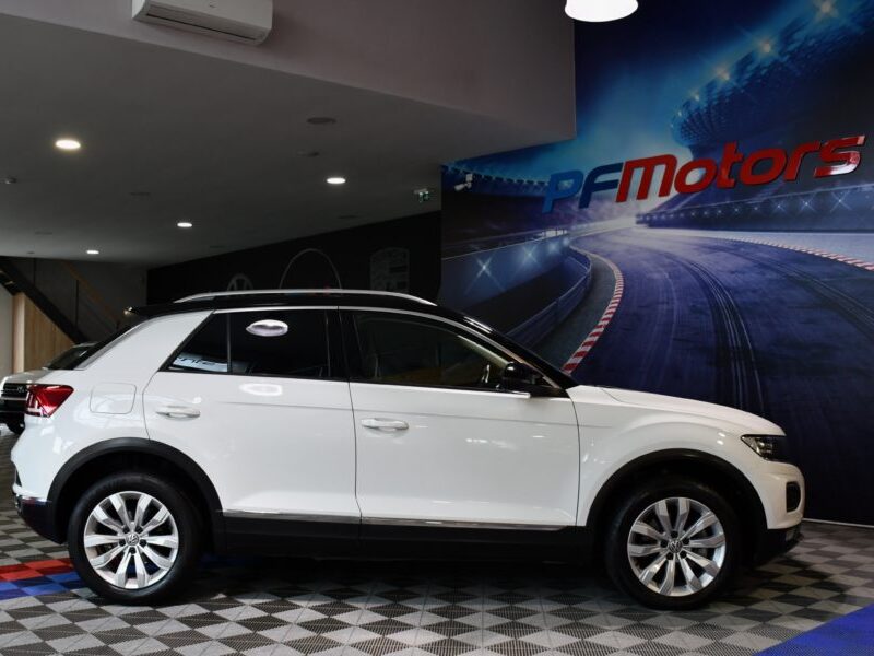 Volkswagen T-Roc Carat 2.0 TDI 150 DSG GPS Virtual ACC Keyless Car Play Front Attelage Side JA 17