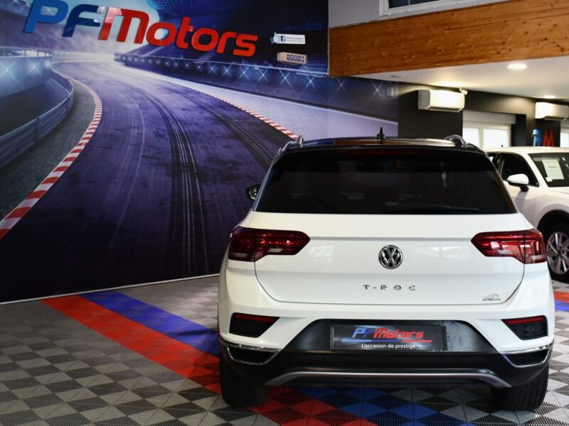 Volkswagen T-Roc Carat 2.0 TDI 150 DSG GPS Virtual ACC Keyless Car Play Front Attelage Side JA 17